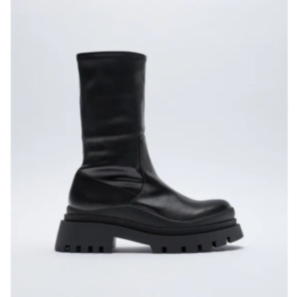 ZARA black low heel sole ankle lug boots